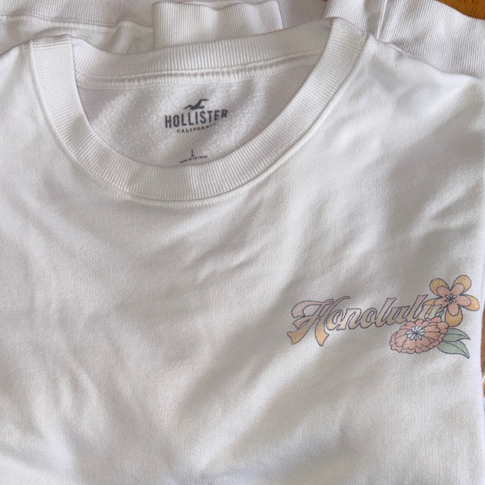 Hollister White Crew Neck Floral Sweater